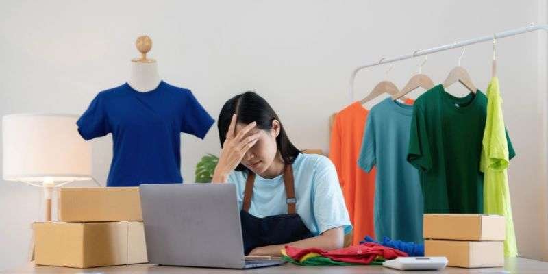 E-commerce clothing brand with stagnant sales and high cart abandonment